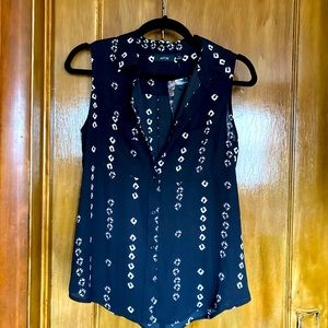 Black sleeveless top New with tags